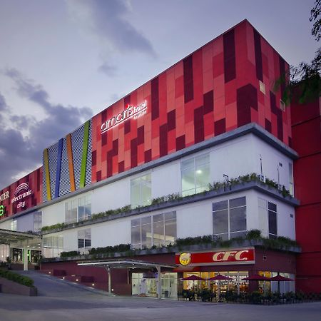 Amaris Hotel Ponorogo Exteriér fotografie