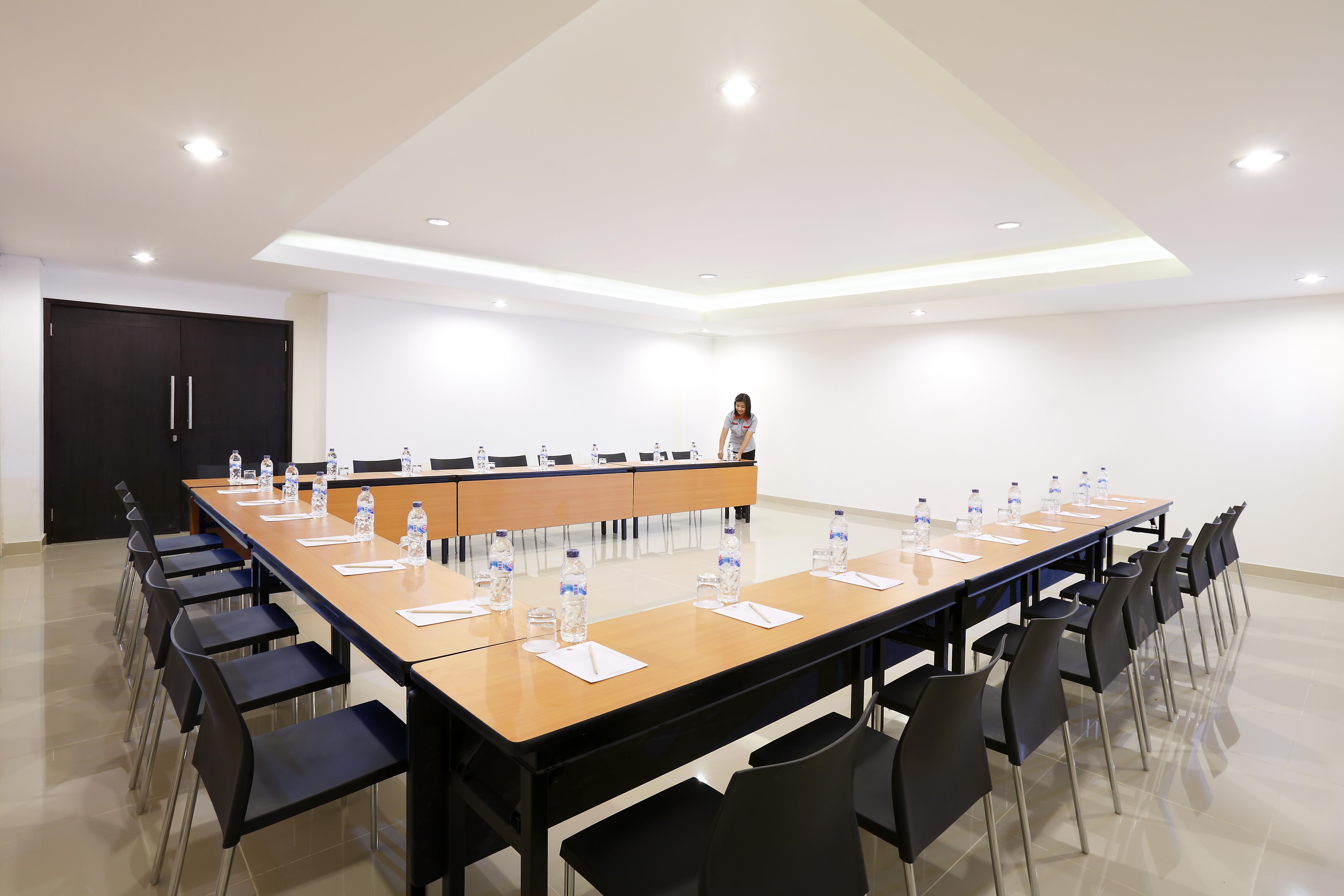 Amaris Hotel Ponorogo Exteriér fotografie