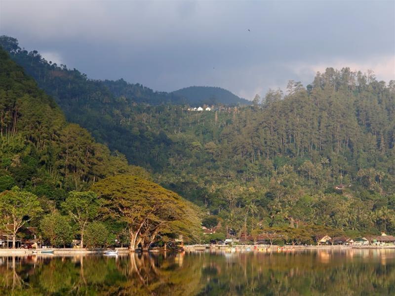 Amaris Hotel Ponorogo Exteriér fotografie